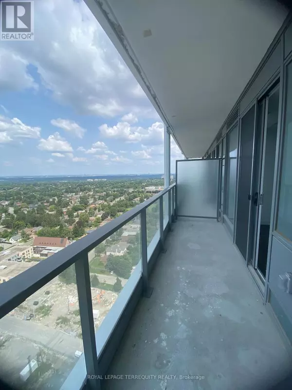 Toronto (newtonbrook East), ON M2M0C1,7 Golden Lion HTS #2701