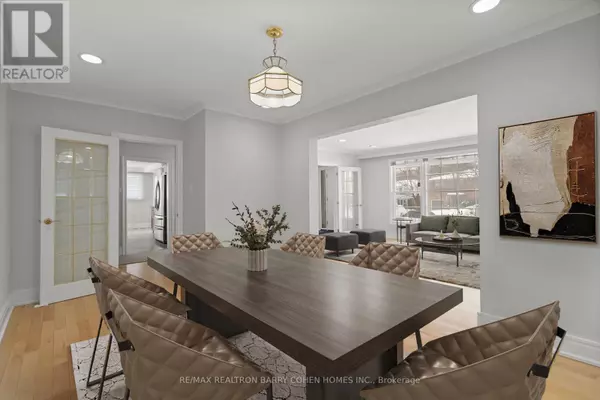 Toronto (st. Andrew-windfields), ON M2L2T8,371 WOODSWORTH ROAD