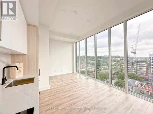 Toronto (annex), ON M6G0B8,500 Dupont ST #Ph11