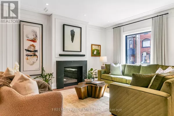 Toronto (annex), ON M5R1N5,34 TRANBY AVENUE