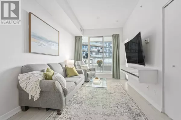 Toronto (niagara), ON M6K3P8,51 East Liberty ST #510