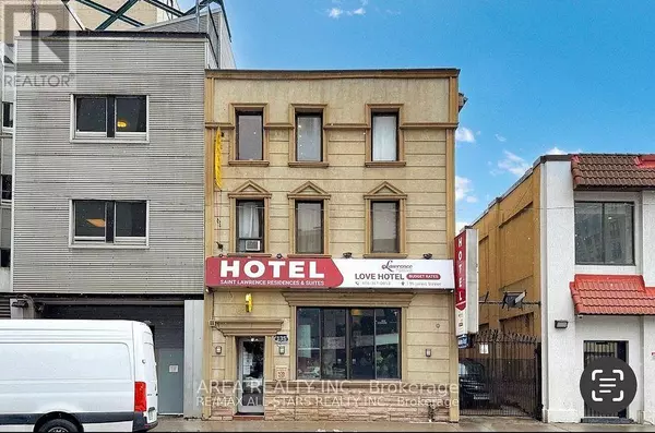 135 JARVIS STREET, Toronto (moss Park), ON M5C2H6