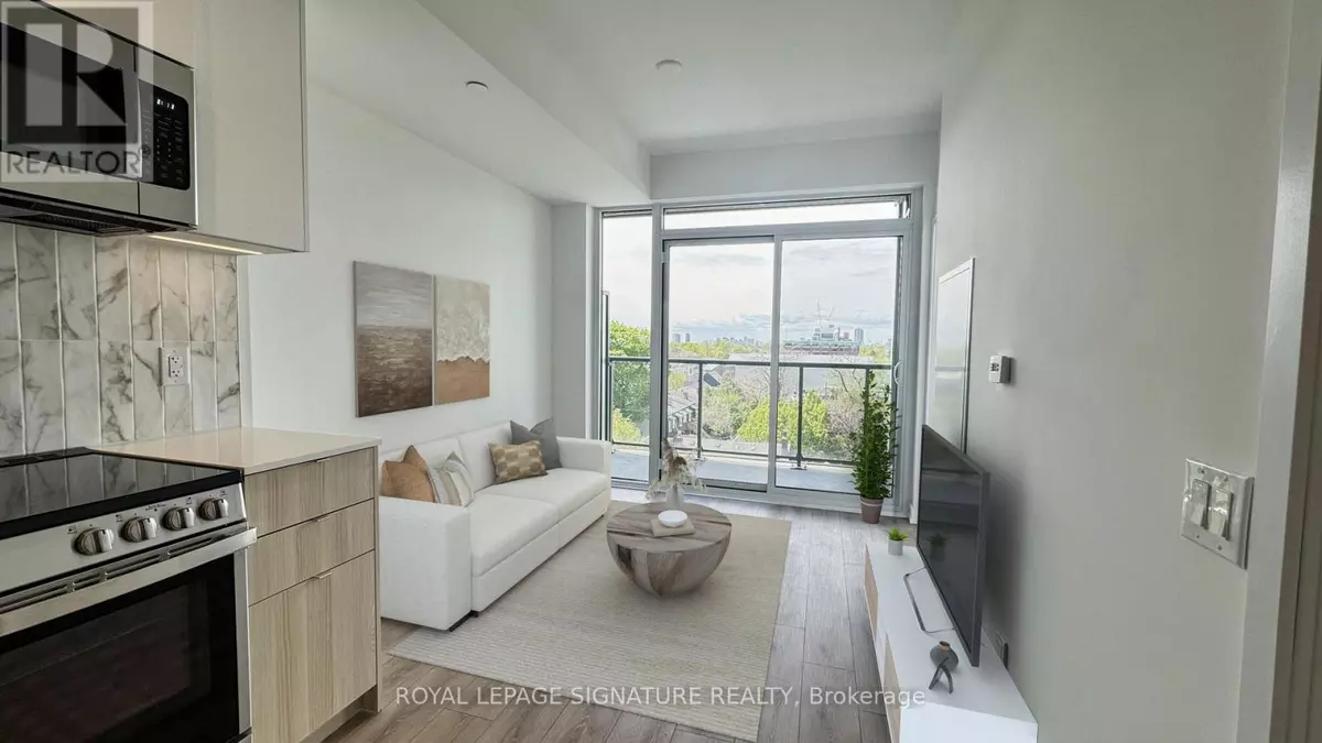 Toronto (annex), ON M6G0B8,500 Dupont ST #507