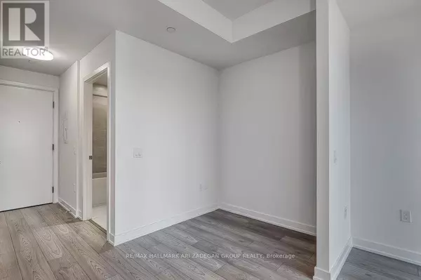 Toronto (mount Pleasant West), ON M4P1V7,120 Broadway AVE #1904