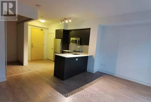 Toronto (mount Pleasant West), ON M4P0B9,30 Roehampton AVE #504