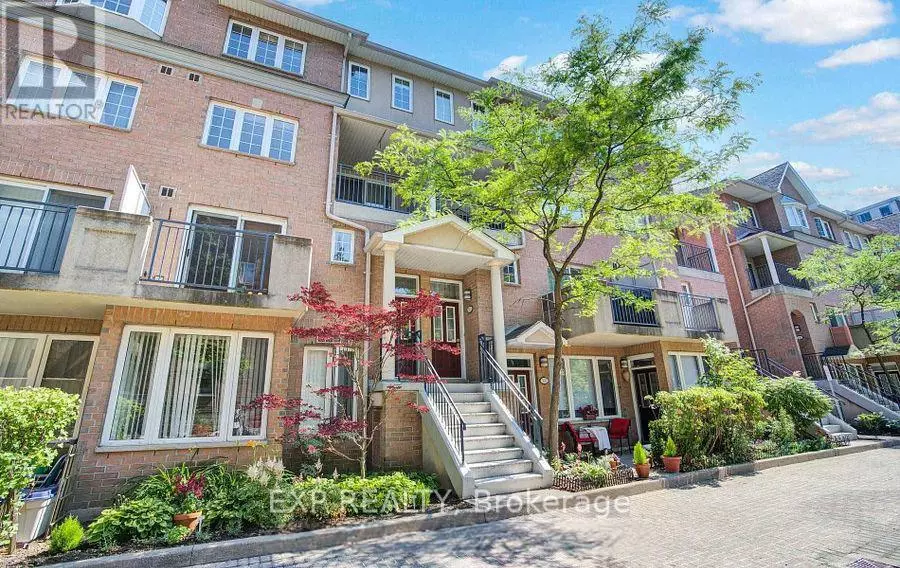 Toronto (willowdale East), ON M2N6V3,303 GRANDVIEW WAY