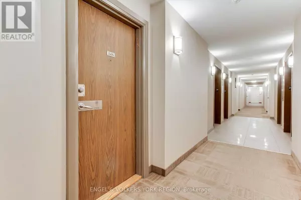 Toronto (westminster-branson), ON M2R3T2,133 Torresdale AVE #2404