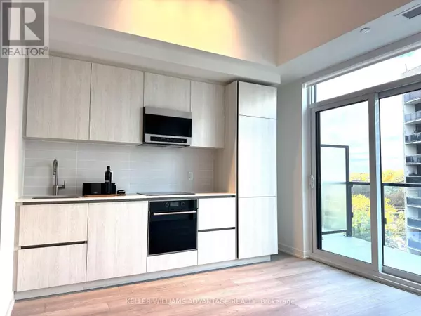 Toronto (mount Pleasant West), ON M4P1V6,120 Broadway AVE #602N