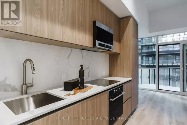 Toronto (mount Pleasant West), ON M4P1V7,110 Broadway AVE #607