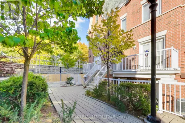 Toronto (niagara), ON M6J3W7,12 Sudbury ST #3404