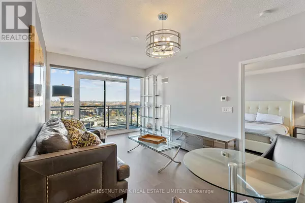 Toronto (banbury-don Mills), ON M3C0L9,85 The Donway West #903