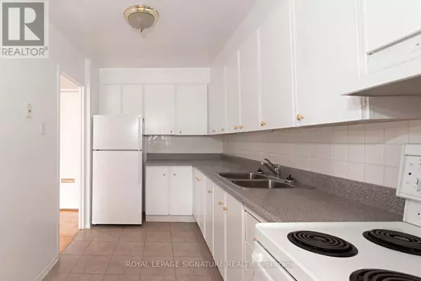 Toronto (mount Pleasant East), ON M4P1N5,525 Eglinton AVE East #203