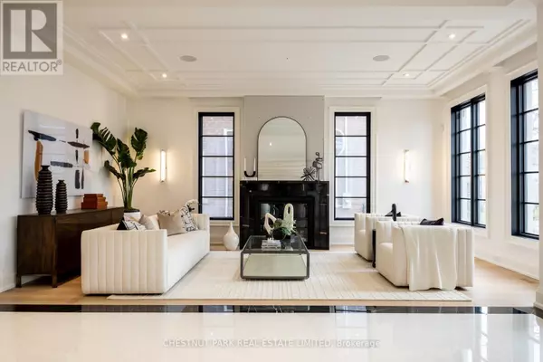 Toronto (forest Hill South), ON M5P1Y4,36 AVA ROAD