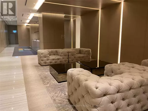 Toronto (waterfront Communities), ON M5J2T5,100 Harbour ST #5003