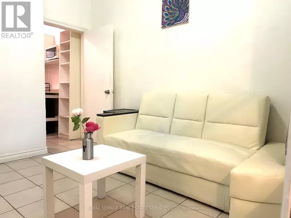 50 Bellevue AVE #Lovely, Toronto (kensington-chinatown), ON M5T2N4