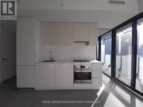 Toronto (mount Pleasant West), ON M4P1P9,161 Roehampton AVE #2302