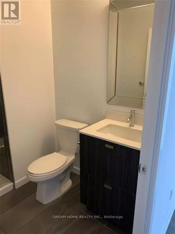 Toronto (henry Farm), ON M2J1M6,56 Forest Manor RD #1207