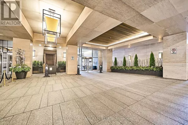 Toronto (annex), ON M5R0B6,188 Cumberland ST #2005