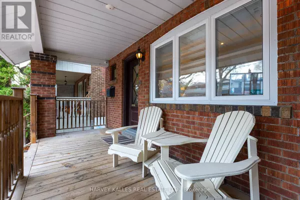 Toronto (yonge-eglinton), ON M4R1H3,265 ST CLEMENTS AVENUE