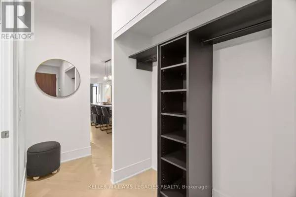 Toronto (humewood-cedarvale), ON M6C0A9,170 Chiltern Hill RD #304