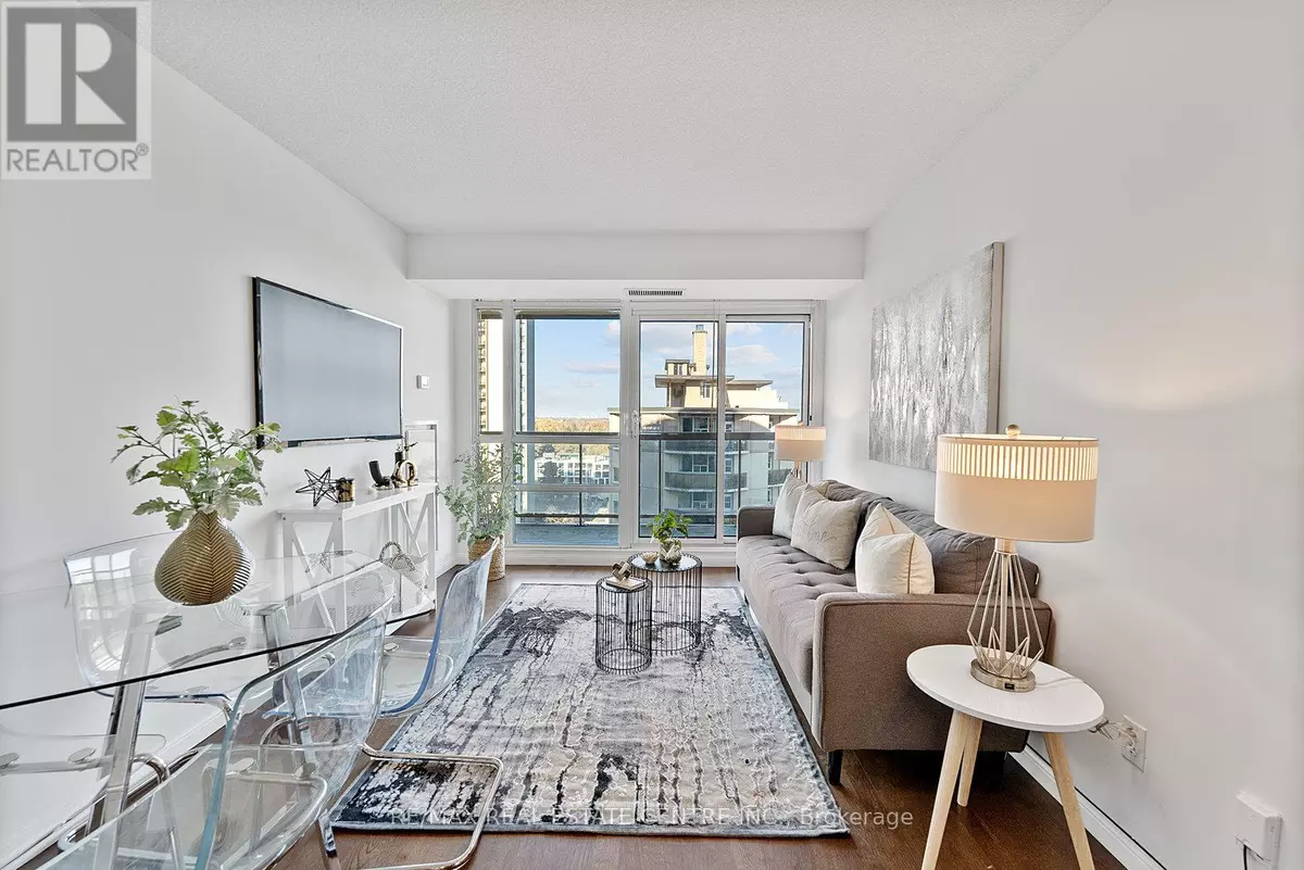 Toronto (mount Pleasant West), ON M4P3J9,900 Mount Pleasant RD #1405