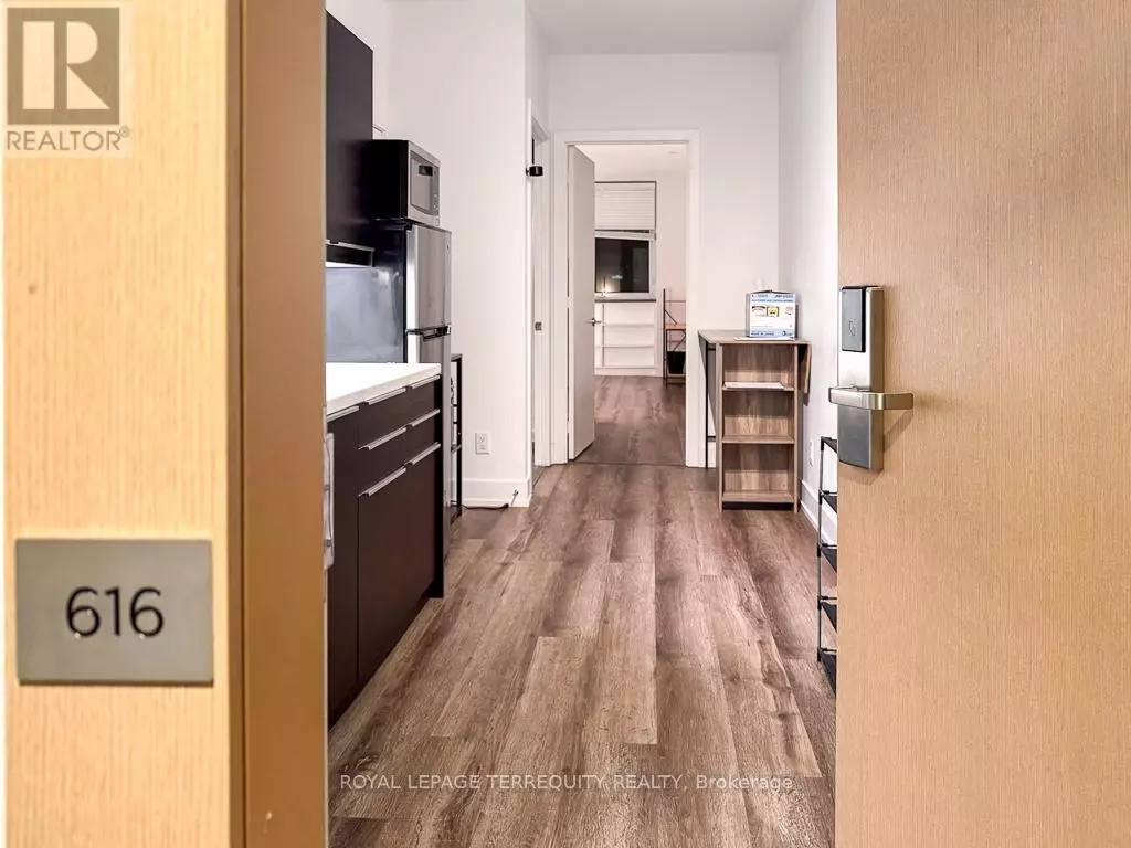 Toronto (bay Street Corridor), ON M4Y0E9,7 Grenville ST #616