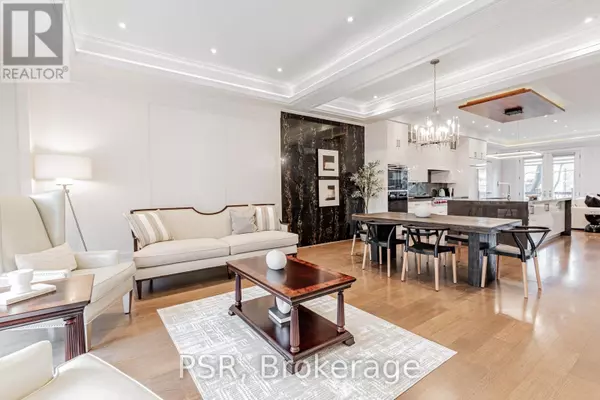 Toronto (lawrence Park North), ON M4N2B2,200 SNOWDON AVENUE