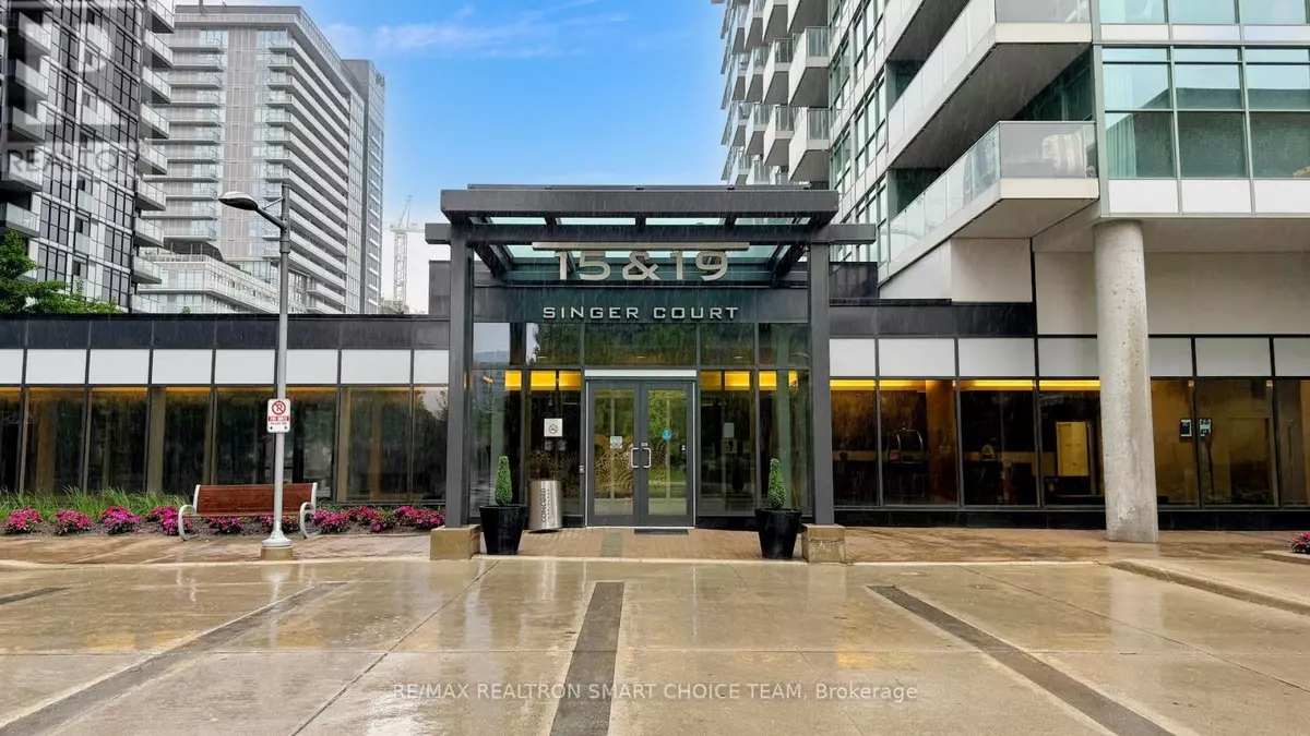 Toronto (bayview Village), ON M2K0B2,19 Singer CT #1101B