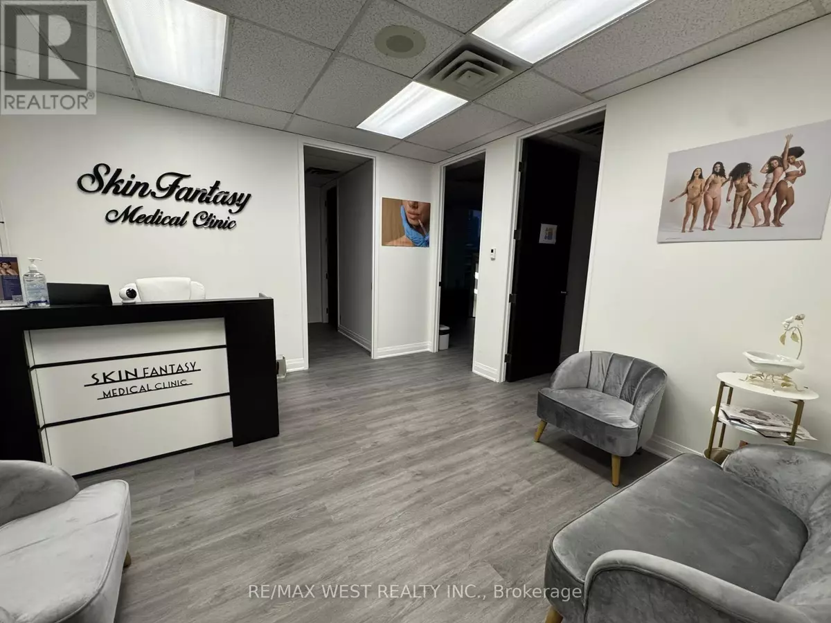 Toronto (bay Street Corridor), ON M5G1E2,123 Edward ST #1106