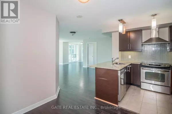 Toronto (waterfront Communities), ON M5J2Z6,18 Harbour ST #1410