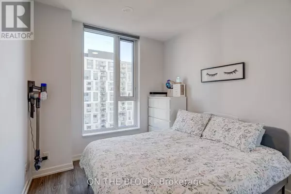 Toronto (regent Park), ON M5A0M8,20 Tubman AVE #2204