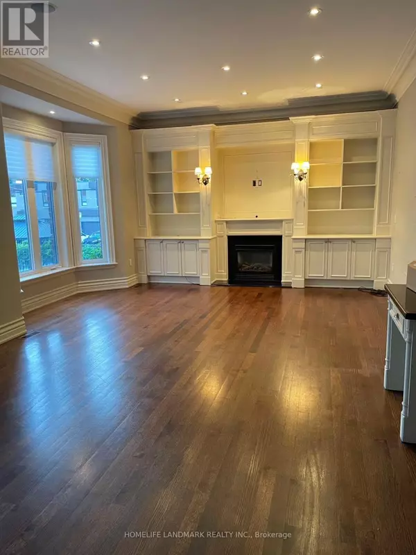 Toronto (lansing-westgate), ON M2N1G2,135 FLORENCE AVENUE