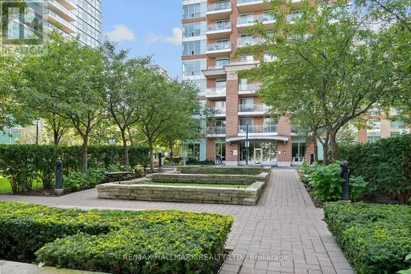 Toronto (niagara), ON M6K3R9,50 Lynn Williams ST #902