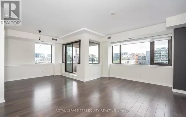 Toronto (waterfront Communities), ON M5V0B5,400 Wellington ST West #1009