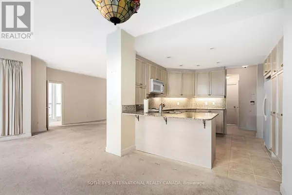 Toronto (rosedale-moore Park), ON M4W3S5,8 Park RD #3810/3811