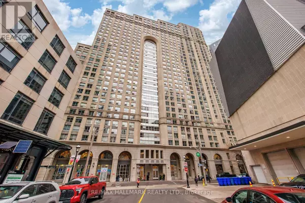 25 The Esplanade #3205, Toronto (waterfront Communities), ON M5E1W5