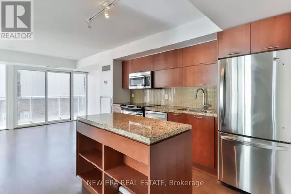 Toronto (waterfront Communities), ON M5H4E6,126 Simcoe ST #411