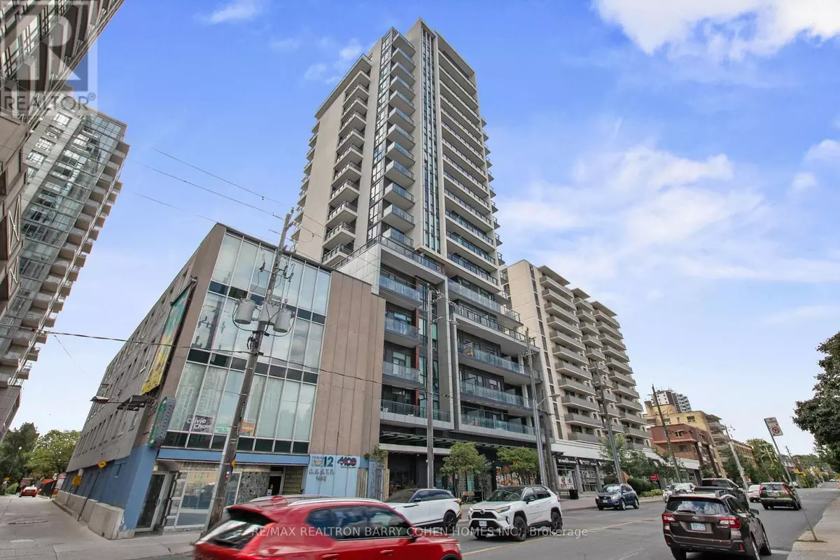 Toronto (humewood-cedarvale), ON M5P3G9,1486 Bathurst ST #1206