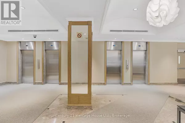 Toronto (church-yonge Corridor), ON M5B2H9,45 Carlton ST #609