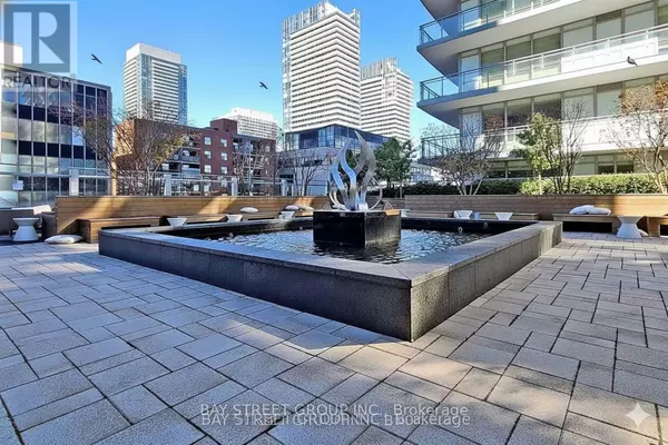 Toronto (mount Pleasant West), ON M4S0A4,89 Dunfield AVE #410