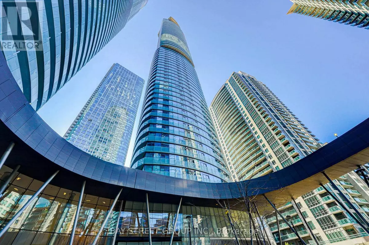 Toronto (waterfront Communities), ON M5J0A9,12 York ST #3704