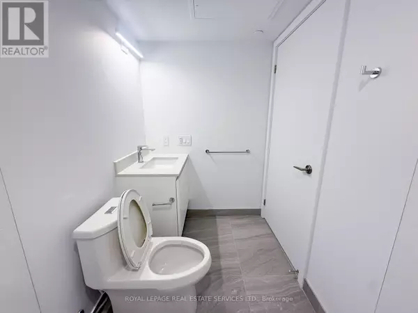 Toronto (mount Pleasant East), ON M4G3C4,1720 Bayview AVE #528