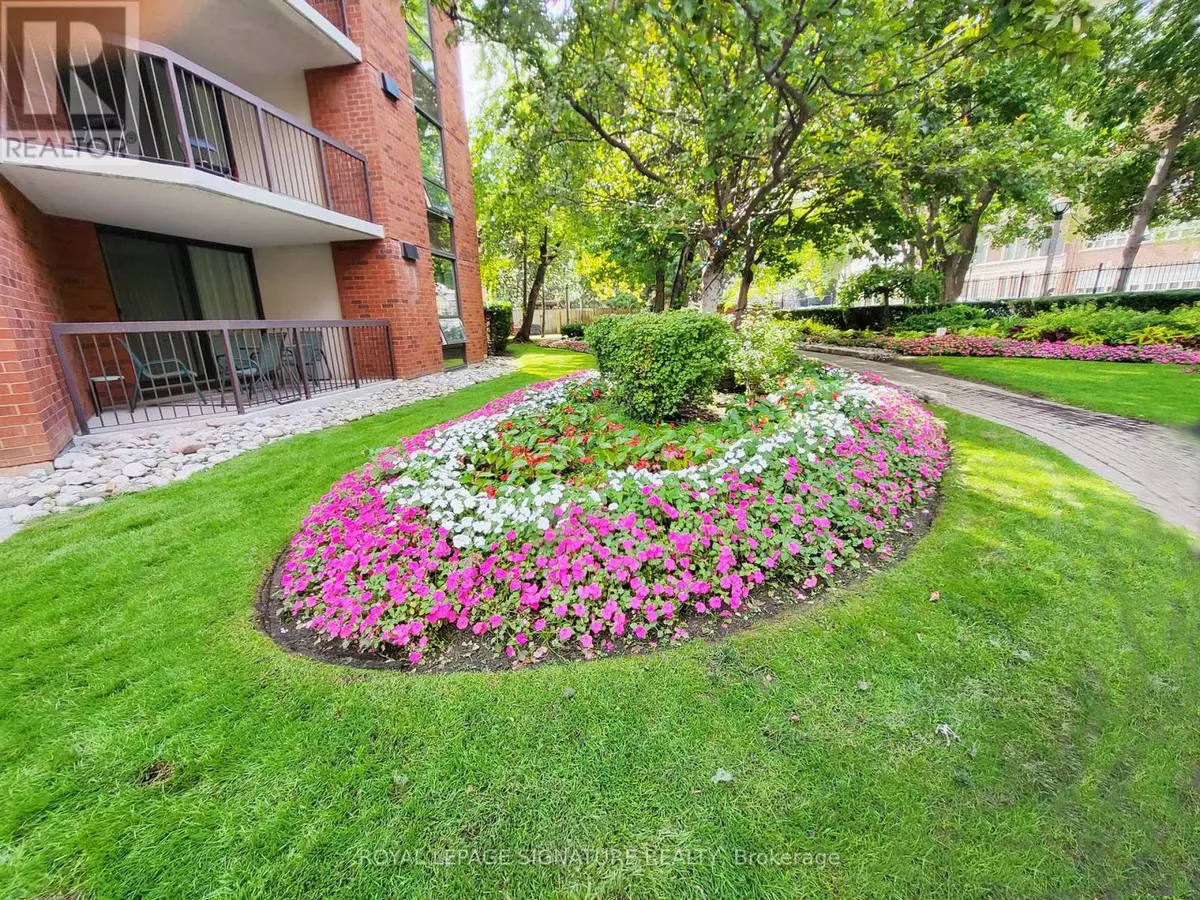 Toronto (cabbagetown-south St. James Town), ON M4Y2V6,77 Maitland PL #205