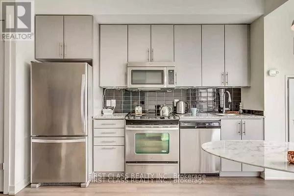 Toronto (yonge-eglinton), ON M5P0A3,60 Berwick AVE #606