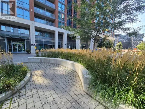 Toronto (clanton Park), ON M3H0C8,31 Tippett RD #205