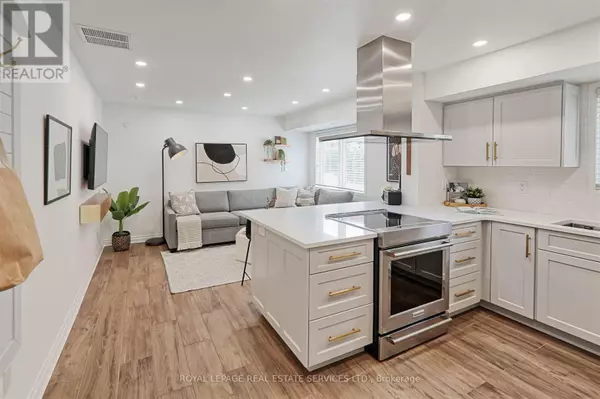 40 Merchant LN #113, Toronto (dufferin Grove), ON M6P4J6