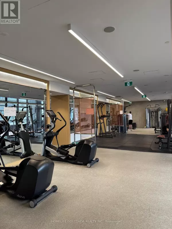 Toronto (niagara), ON M6K3S5,19 Western Battery RD #1222