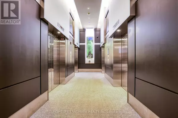 Toronto (mount Pleasant West), ON M4S3H7,2181 Yonge ST #2408