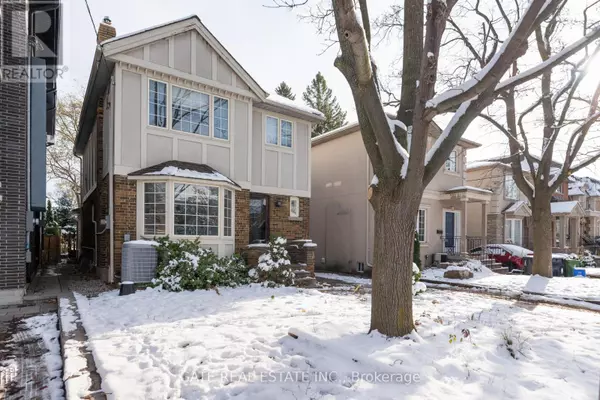 Toronto (leaside), ON M4G3Y1,349 LAIRD DRIVE