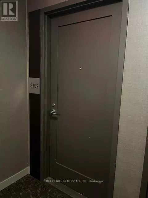 Toronto (forest Hill South), ON M5P2Y3,320 Tweedsmuir AVE #2109